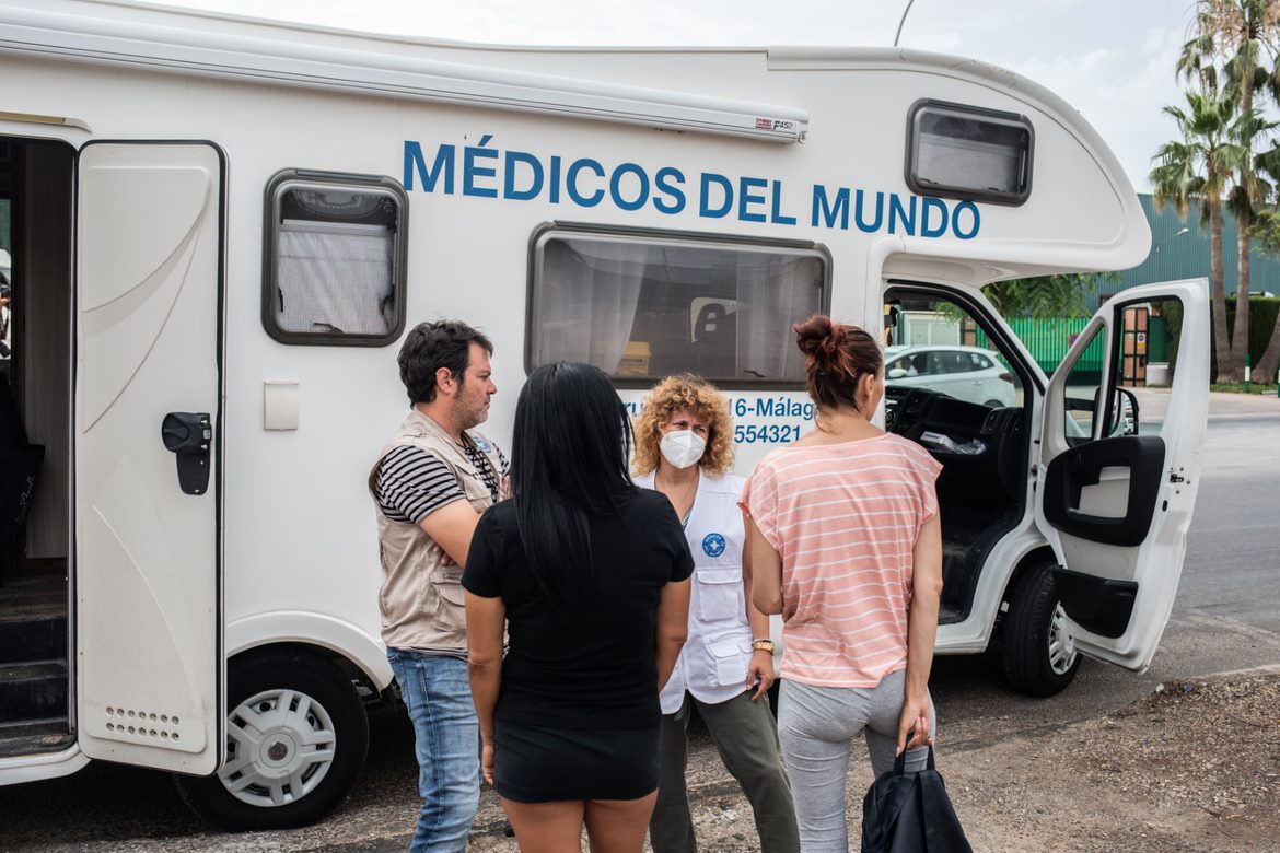 Unidad móvil en Almería. © Médicos del Mundo César Dezfuli